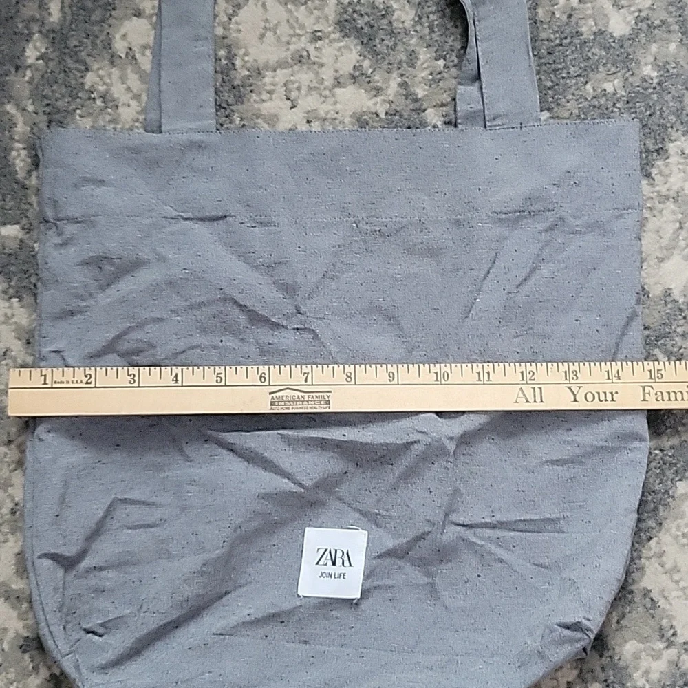 Zara Elegant Gray Tote Bag